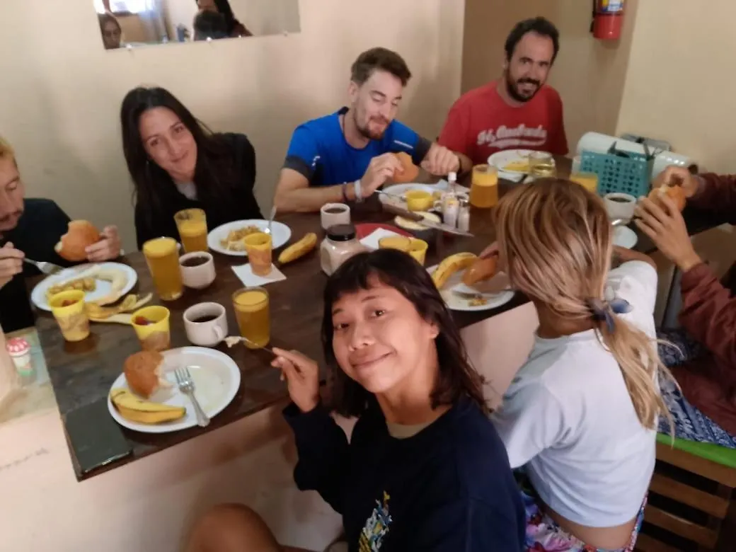 Friendly House & Hostel 2 Quito Bed & Breakfast